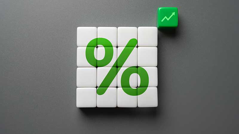 Blog Ambiental • Símbolo de porcentagem e gráfico de crescimento representando retorno financeiro em investimentos sustentáveis