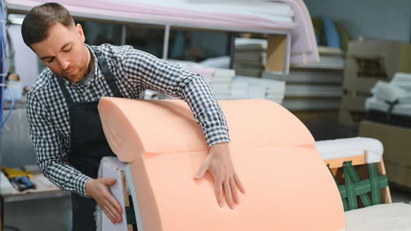 espuma industrial feita com matéria-prima reciclada a partir da reciclagem industrial | Blog Ambiental