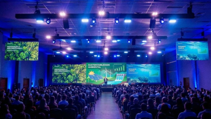 Blog Ambiental • Conferência corporativa sobre sustentabilidade ambiental em espaço preparado para grandes eventos